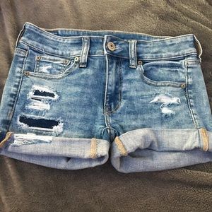 American Eagle Midrise shorts